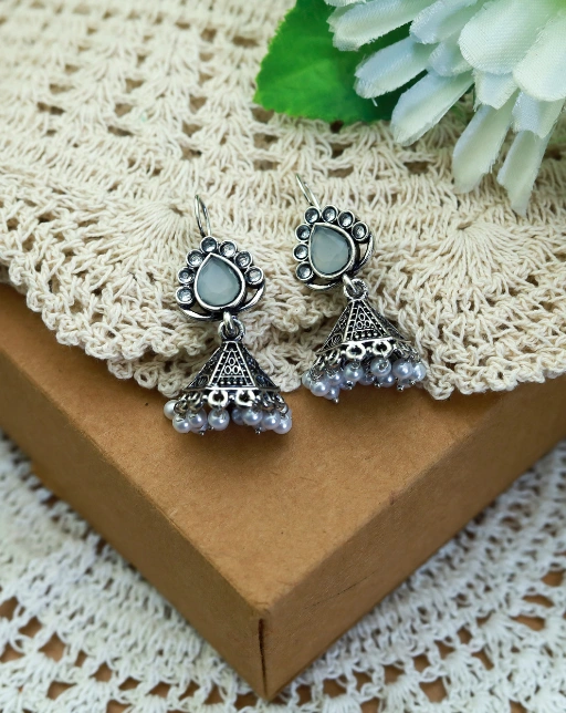 Rhodium-plated jhumka with artificial beads