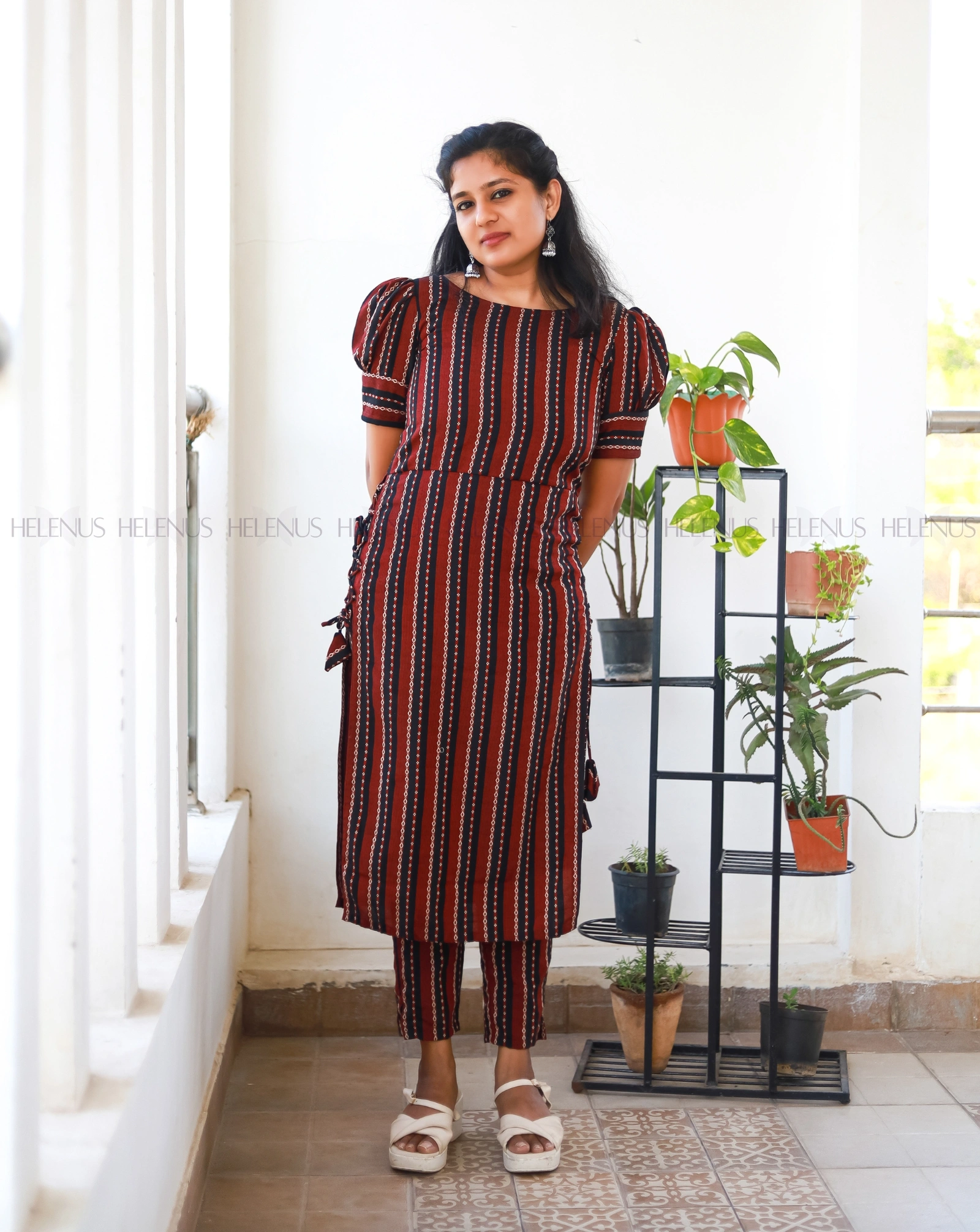 Maroon 'N' Black/ lilac 'N' Pink